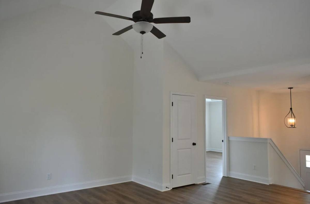 House for rent at 7232 Old Bug Lane, Ooltewah, TN 37363