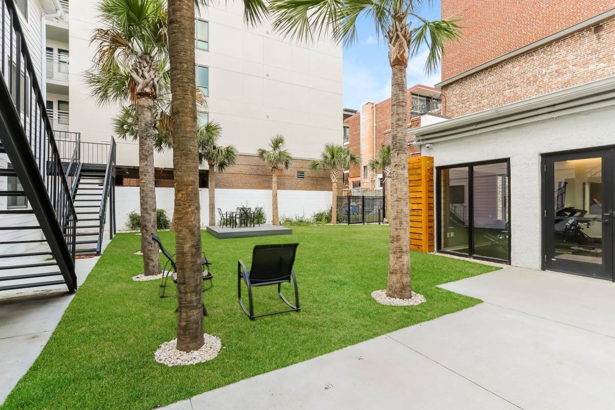Apartment for rent at 363 King St, Charleston, SC 29401