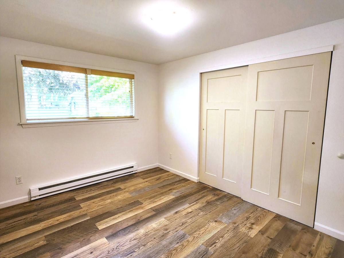 Apartment for rent at 1221 Mitchell Ave, Blaine, WA 98230