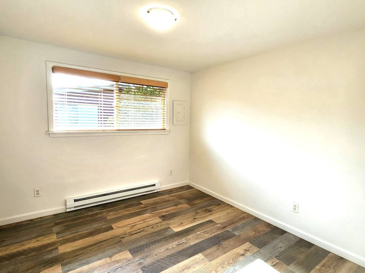 Apartment for rent at 1221 Mitchell Ave, Blaine, WA 98230