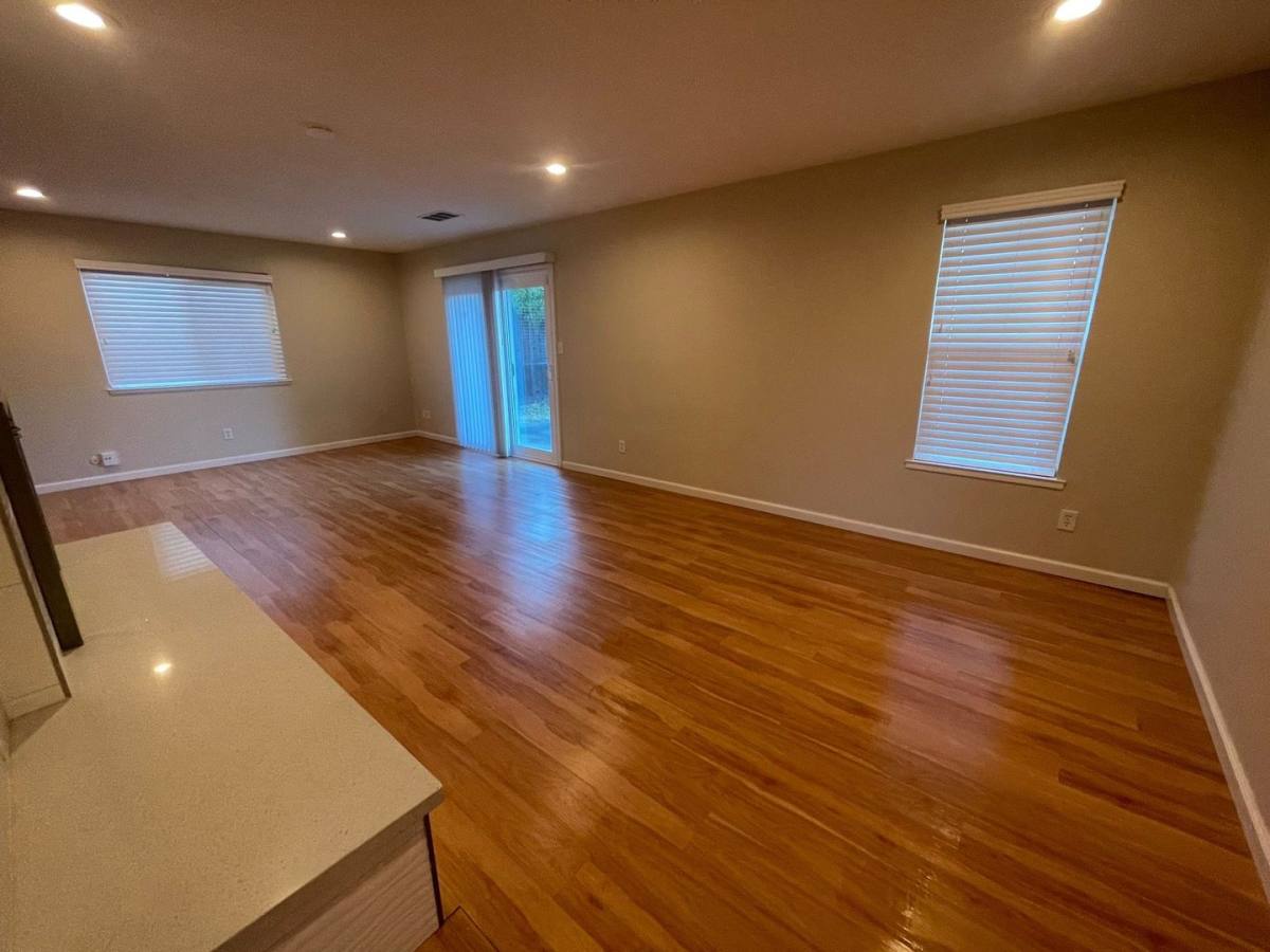 House for rent at 1229 Menlo Dr, Davis, CA 95616