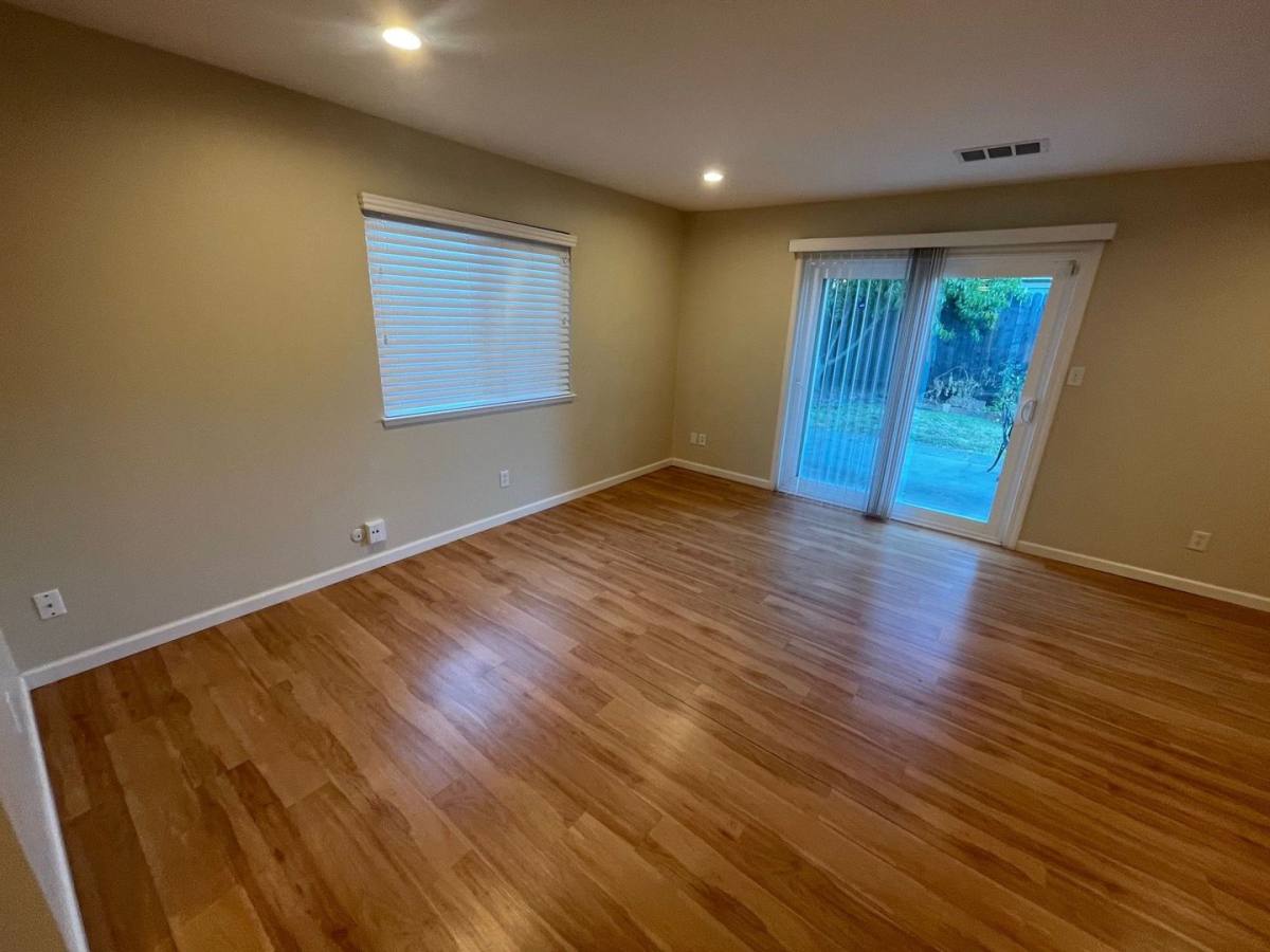 House for rent at 1229 Menlo Dr, Davis, CA 95616