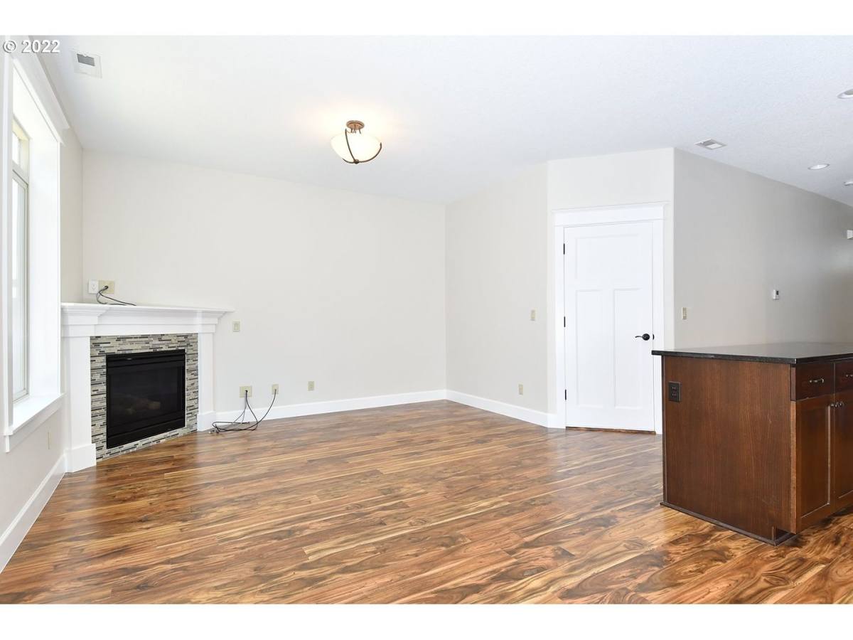 House for rent at 11048 SW Legacy Oak Way, Portland, OR 97223