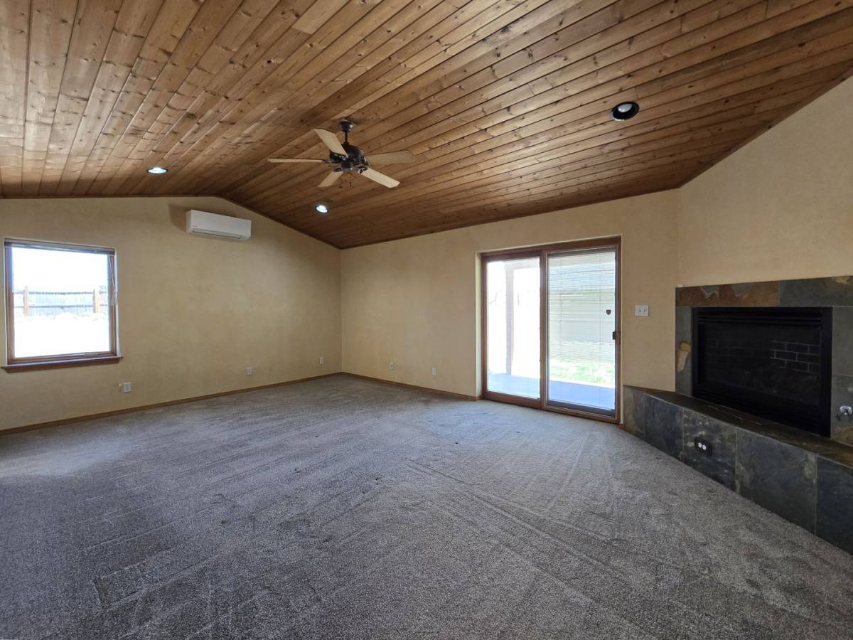 House for rent at 4 Alma Court, Santa Fe, NM 87508