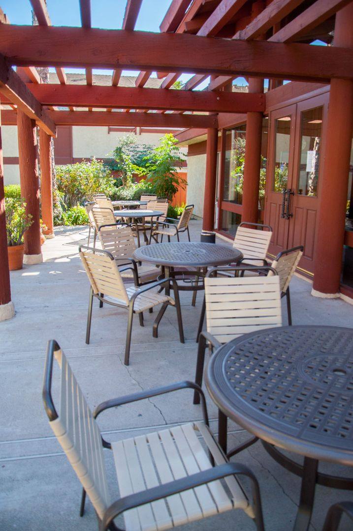 Apartment for rent at 8521 International Ave, Canoga Park, CA 91304