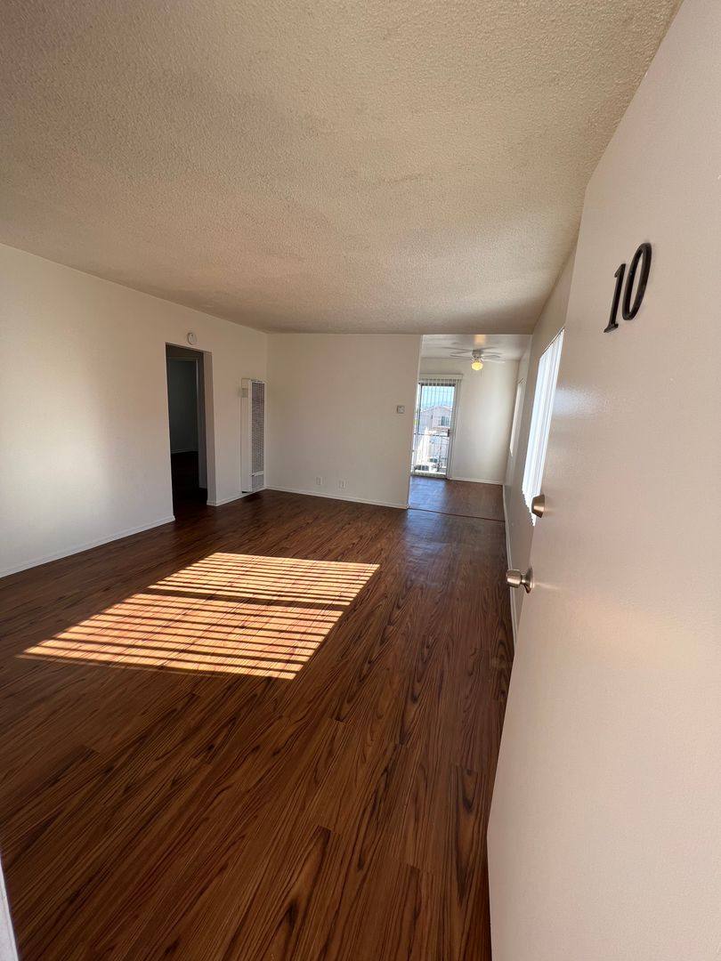 Apartment for rent at 4935 W 120th St, Hawthorne, CA 90250