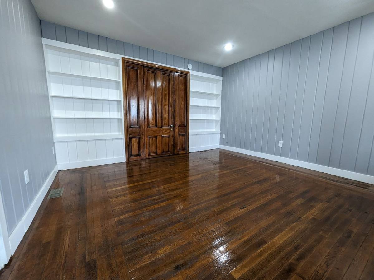 Apartment for rent at 44 White St, Cohoes, NY 12047