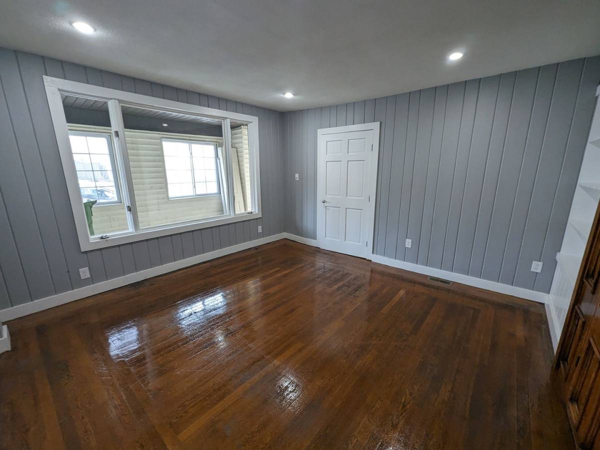 Apartment for rent at 44 White St, Cohoes, NY 12047