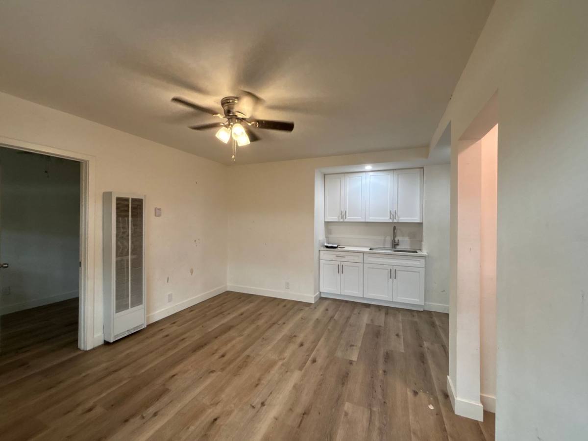 Apartment for rent at 6815 Seville Ave, Huntington Park, CA 90255