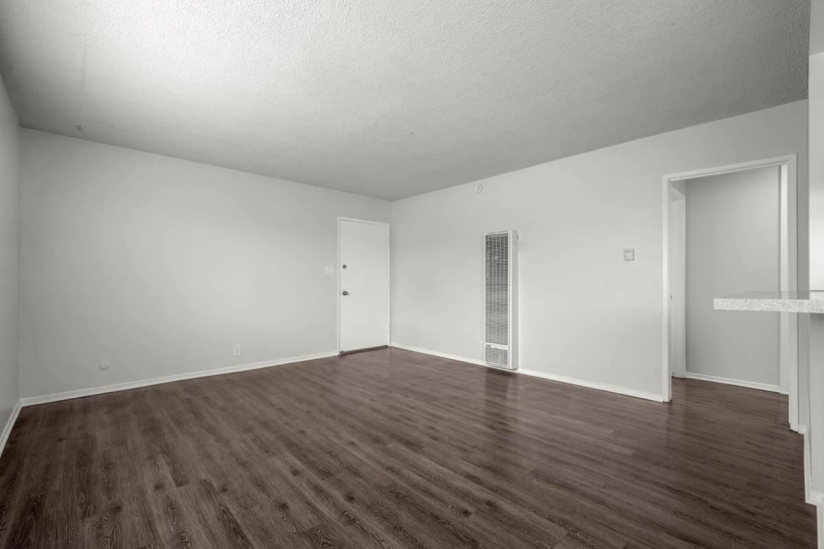Apartment for rent at 814 Victor Ave, Inglewood, CA 90302