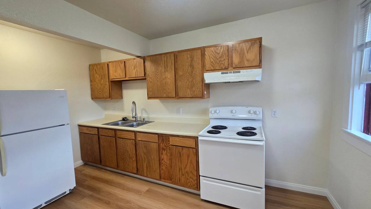 129 Wildwood Ave, Rio Dell, CA 95562 - Apartment for Rent - Image 4