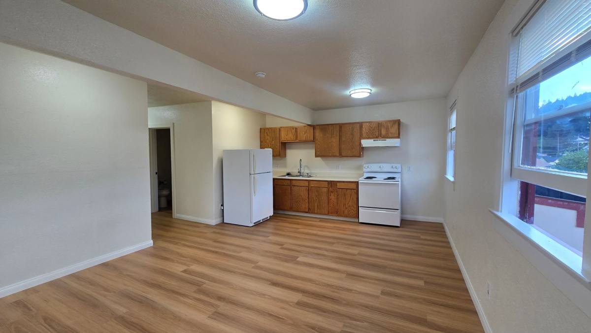 129 Wildwood Ave, Rio Dell, CA 95562 - Apartment for Rent - Image 8