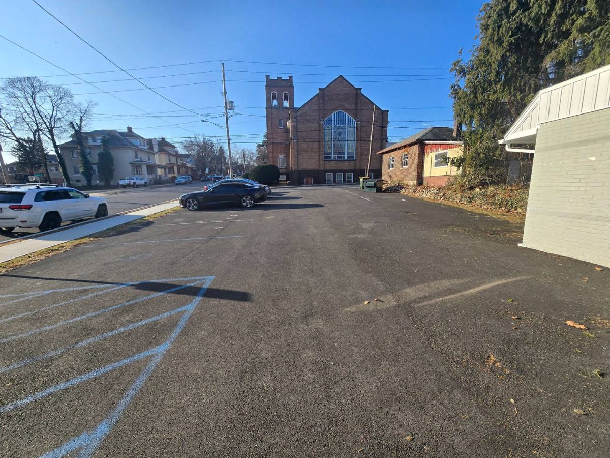 Apartment for rent at 801 W Broad St, Bethlehem, PA 18018