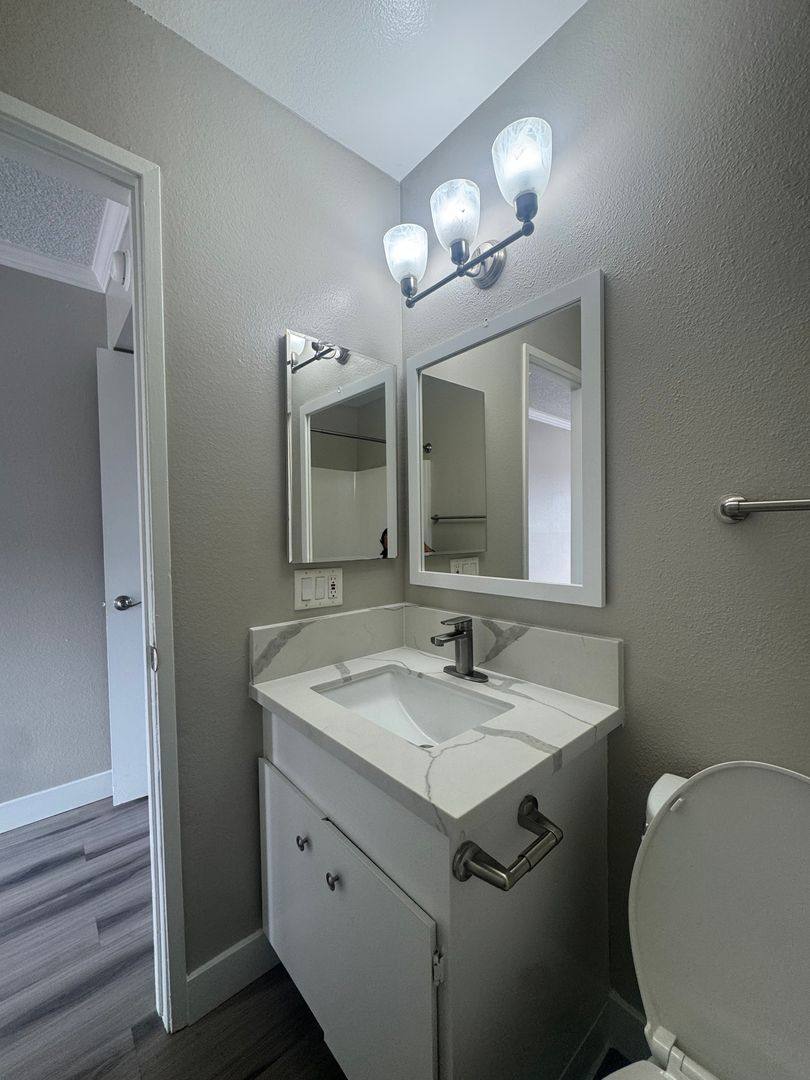 Apartment for rent at 357 Chestnut Ave, Carlsbad, CA 92008