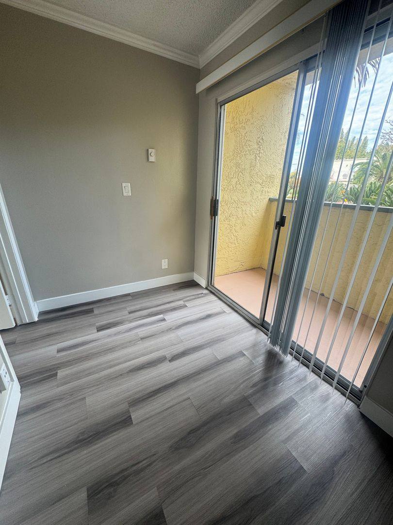 Apartment for rent at 357 Chestnut Ave, Carlsbad, CA 92008