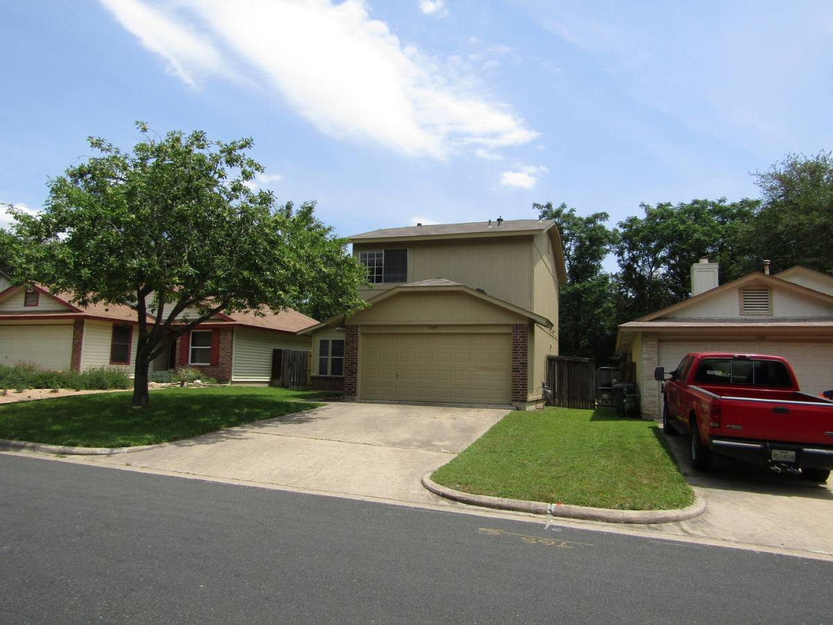House for rent at 10609 Archdale Dr, Austin, TX 78748
