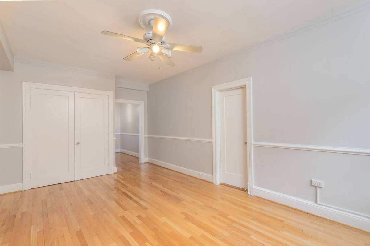 Apartment for rent at 1101 L St NW, Washington, DC 20005