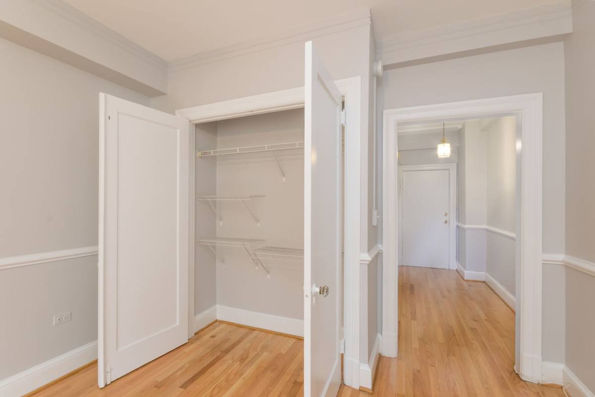 Apartment for rent at 1101 L St NW, Washington, DC 20005