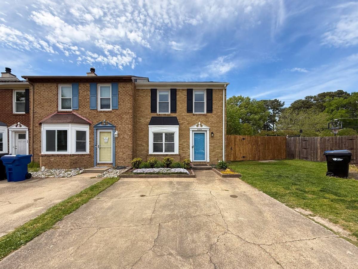 Townhouse for rent at 4606 Merrimac Lane, Virginia Beach, VA 23455