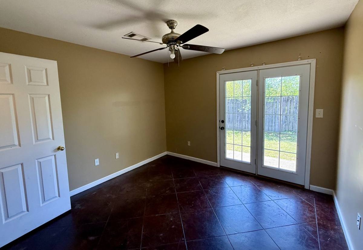 Apartment for rent at 920 Belt St, Jonesboro, AR 72401