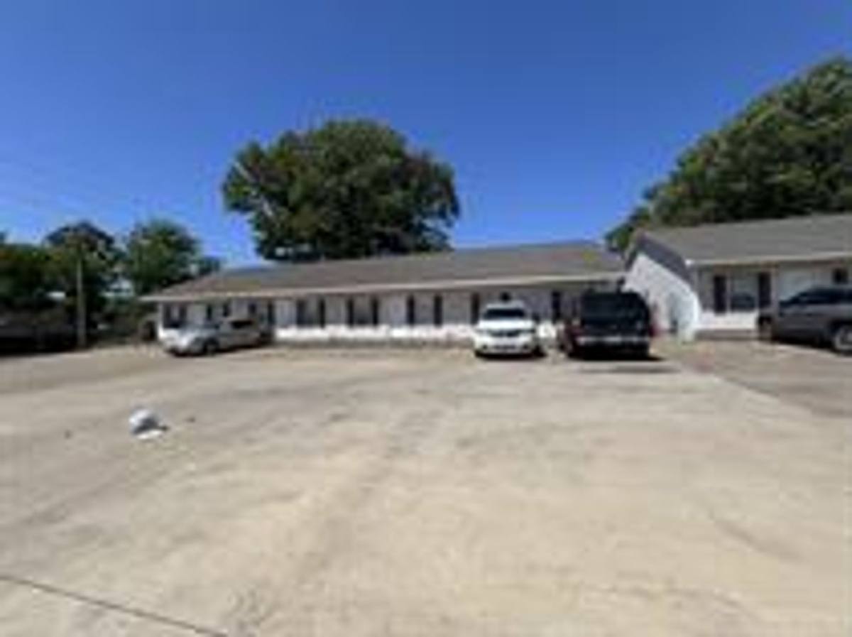 Apartment for rent at 920 Belt St, Jonesboro, AR 72401