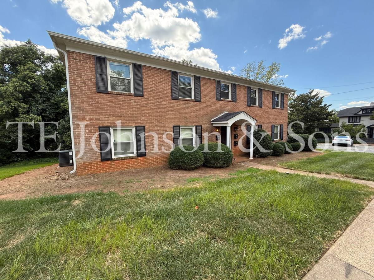 Apartment for rent at 1232 Forsyth St, Winston Salem, NC 27101