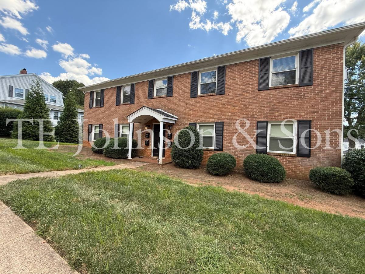 Apartment for rent at 1232 Forsyth St, Winston Salem, NC 27101