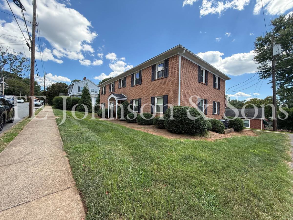 Apartment for rent at 1232 Forsyth St, Winston Salem, NC 27101