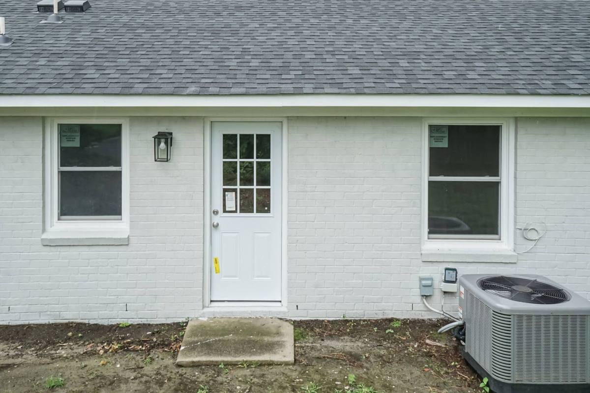 Apartment for rent at 106 Warren St W, Wilson, NC 27893