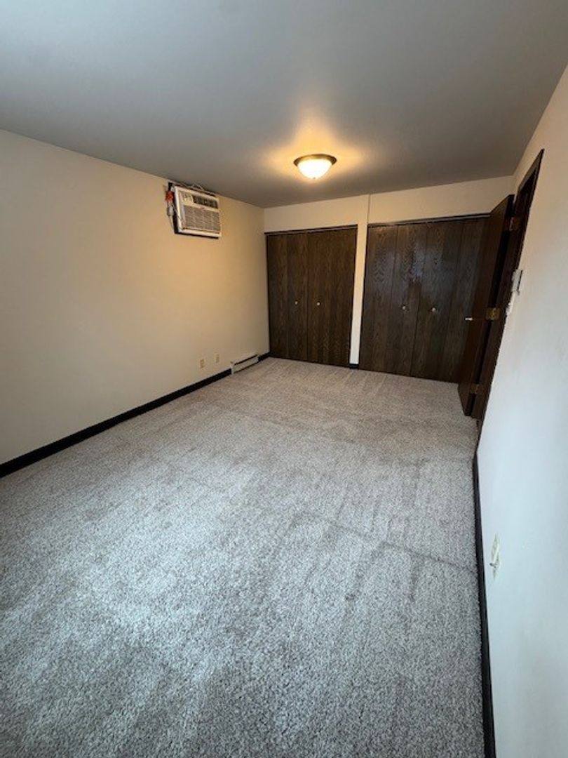 Apartment for rent at 557 E Park Ave, Chippewa Falls, WI 54729