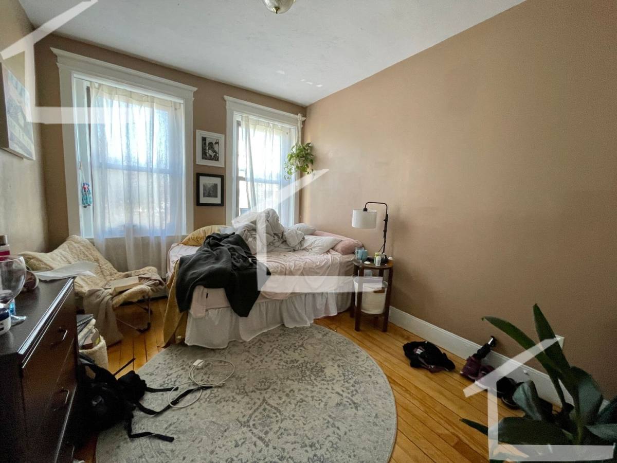 Apartment for rent at 36 Glenville Ave #2, Allston, MA 02134