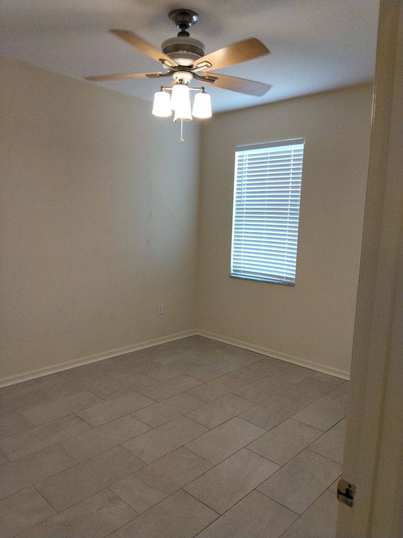 House for rent at 554 Reddicks Circle, Winter Haven, FL 33880