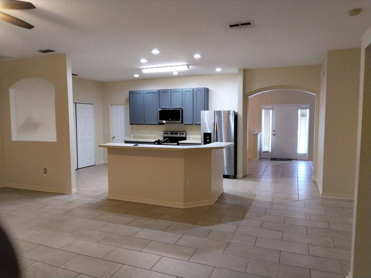 House for rent at 554 Reddicks Circle, Winter Haven, FL 33880