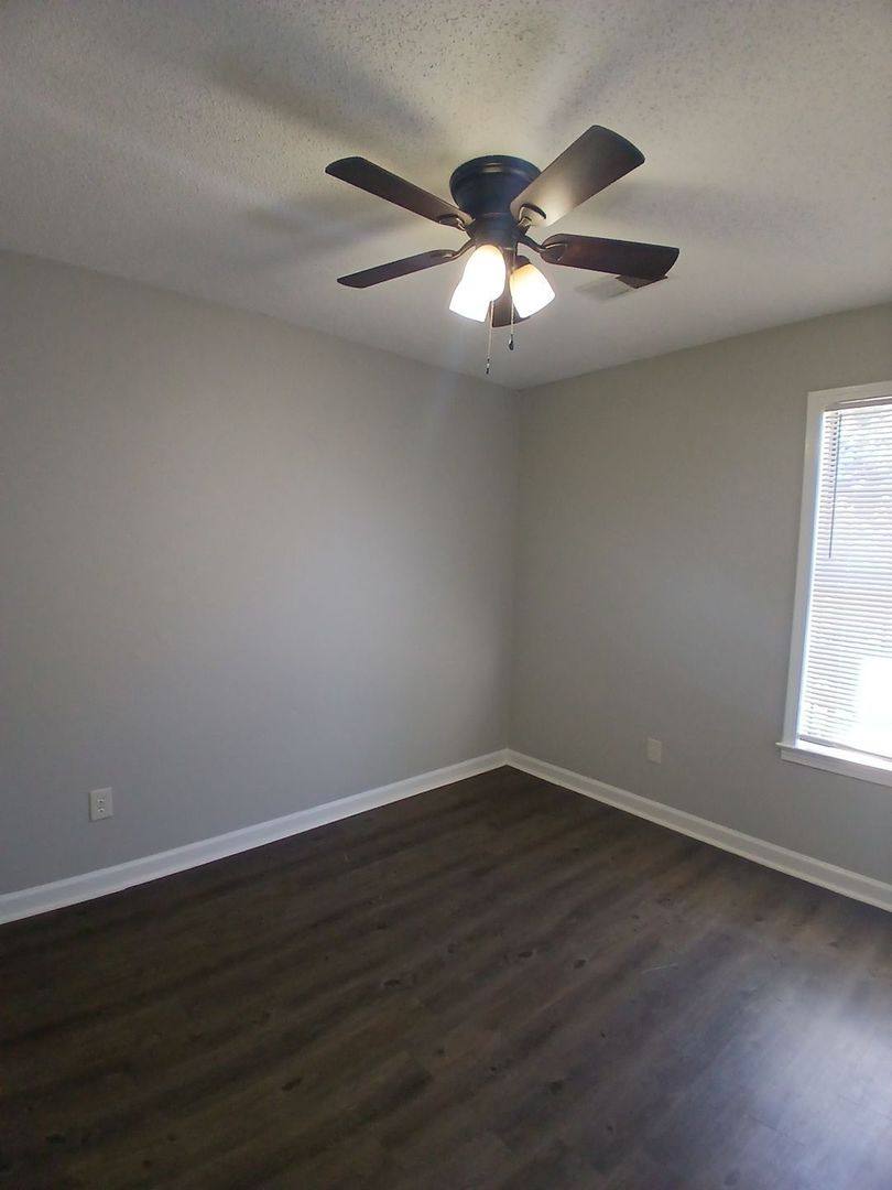 House for rent at 5962 Whisper Valley Dr, Memphis, TN 38141