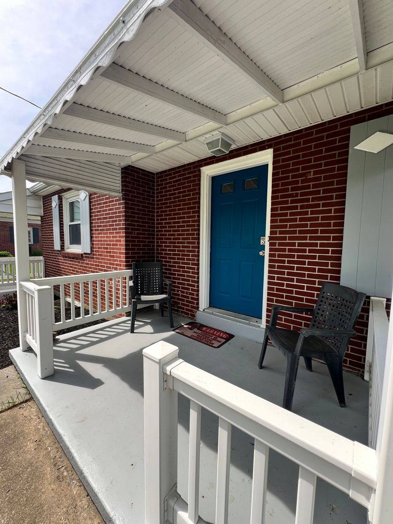 House for rent at 2399 New Holland Pike, Lancaster, PA 17601