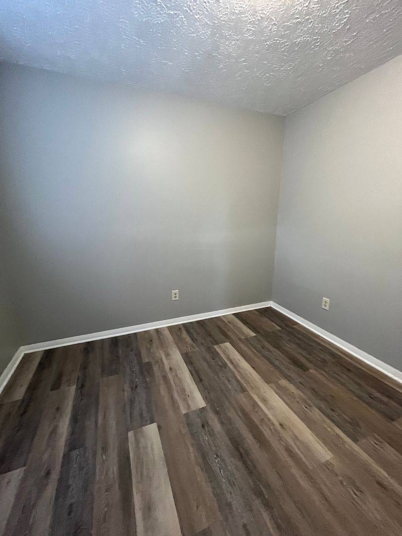 Apartment for rent at 501- 507 W Ashland, Muncie, IN 47303