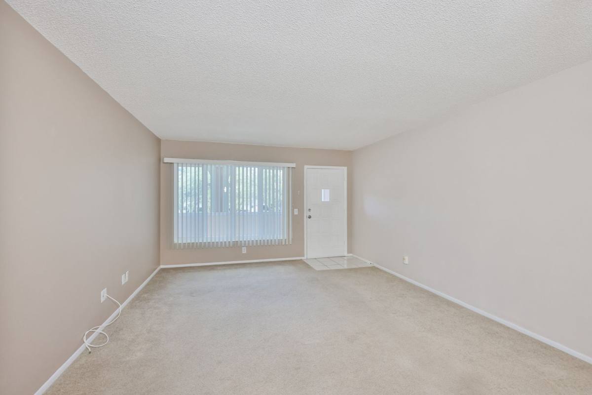 Apartment for rent at 2287 Philippine Dr, Clearwater, FL 33763