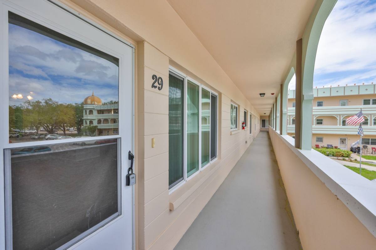 Apartment for rent at 2287 Philippine Dr, Clearwater, FL 33763