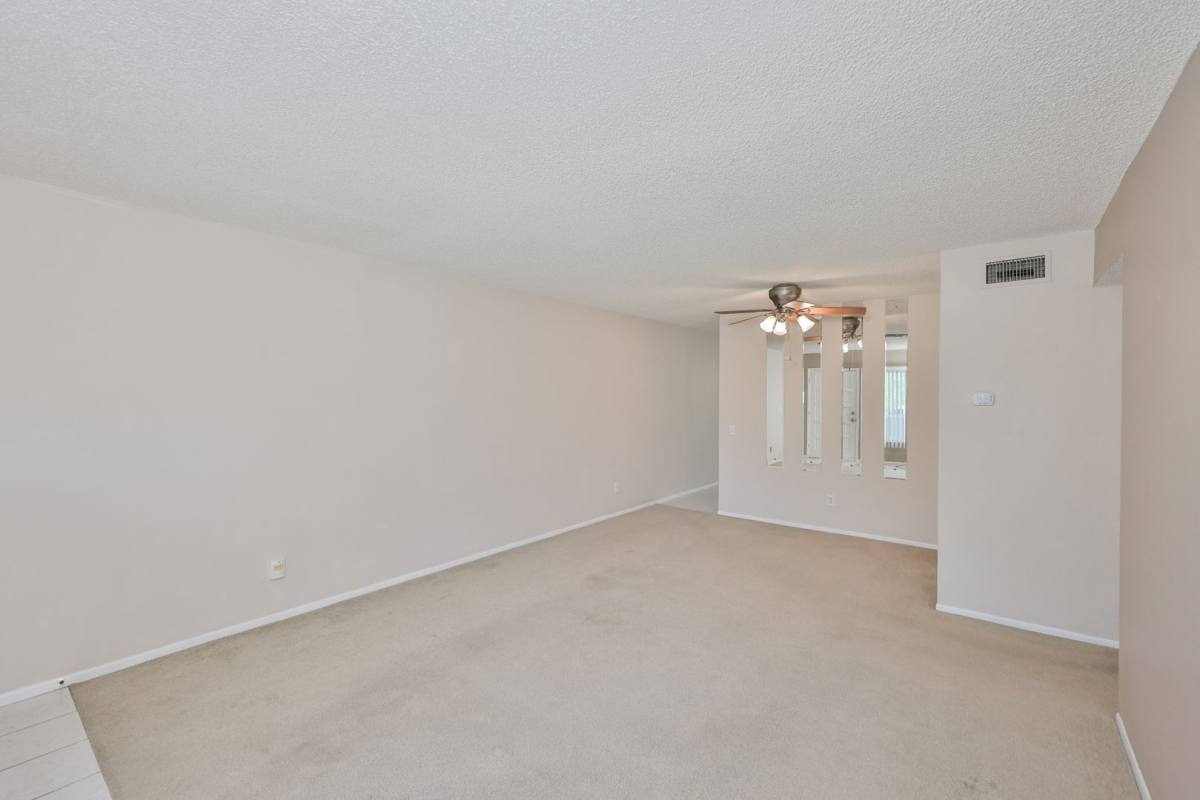 Apartment for rent at 2287 Philippine Dr, Clearwater, FL 33763