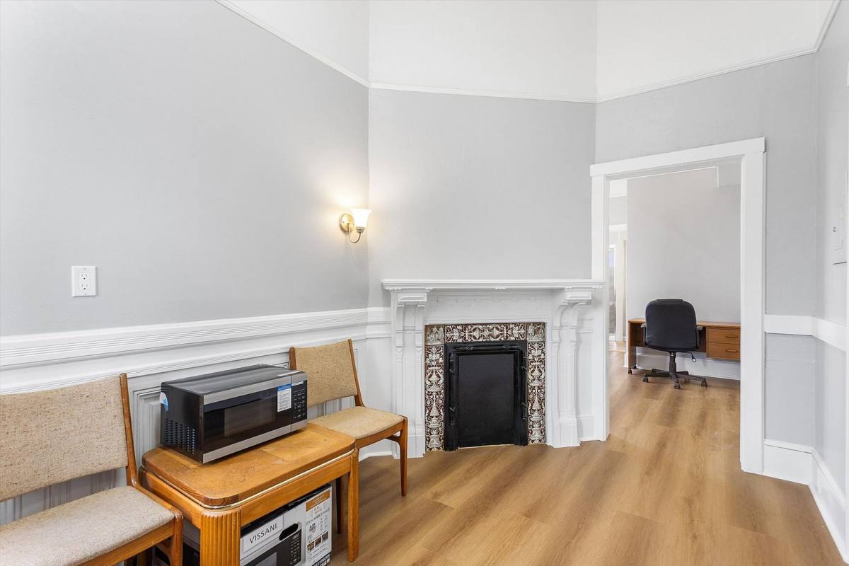 Apartment for rent at 2061 Central Ave, Alameda, CA 94501