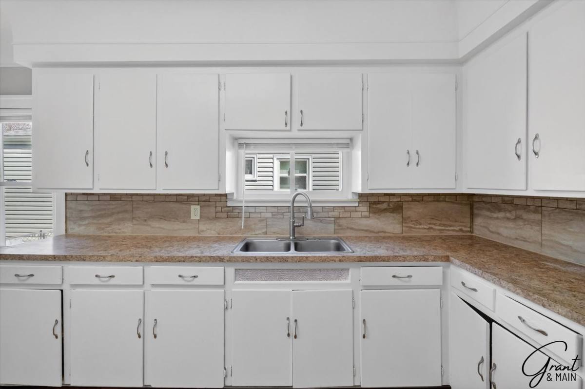 House for rent at 24408 Lambrecht, Eastpointe, MI 48021