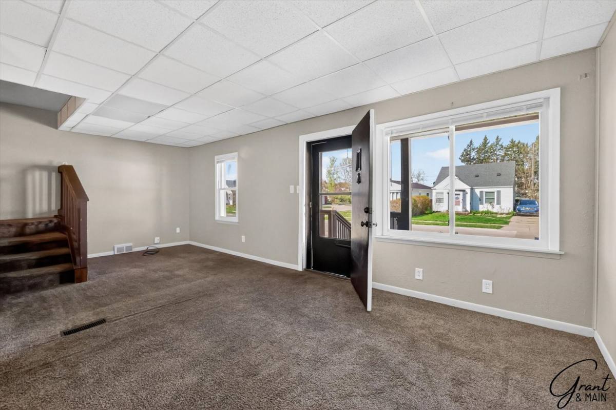 House for rent at 24408 Lambrecht, Eastpointe, MI 48021