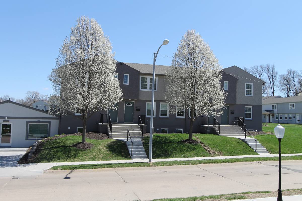 Apartment for rent at 3057 S 41st St, Omaha, NE 68105