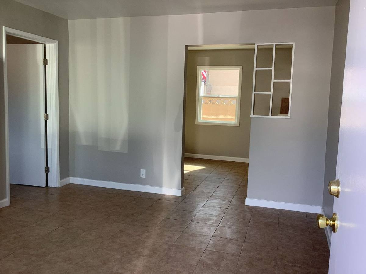 Apartment for rent at 6240 S Woodlawn Ave, Bell Gardens, CA 90201