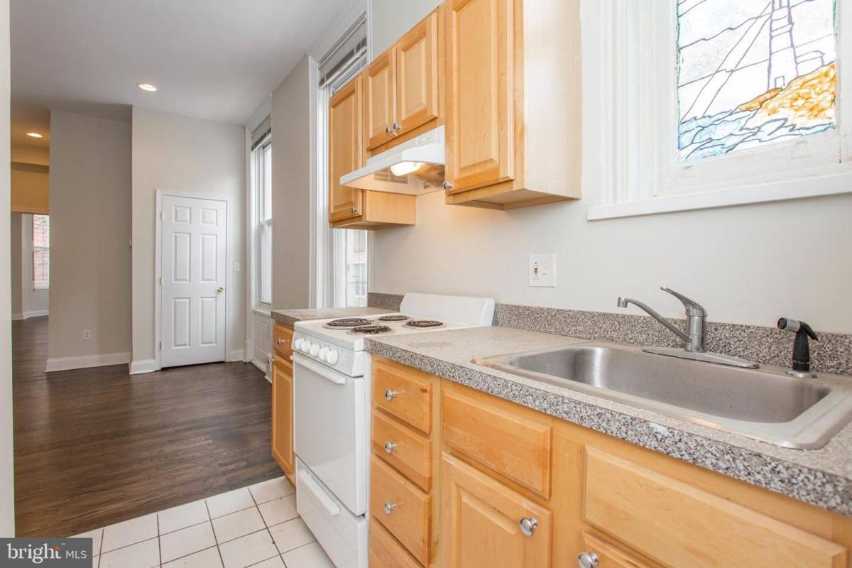 Apartment for rent at 641 N 15th St #4, Philadelphia, PA 19130