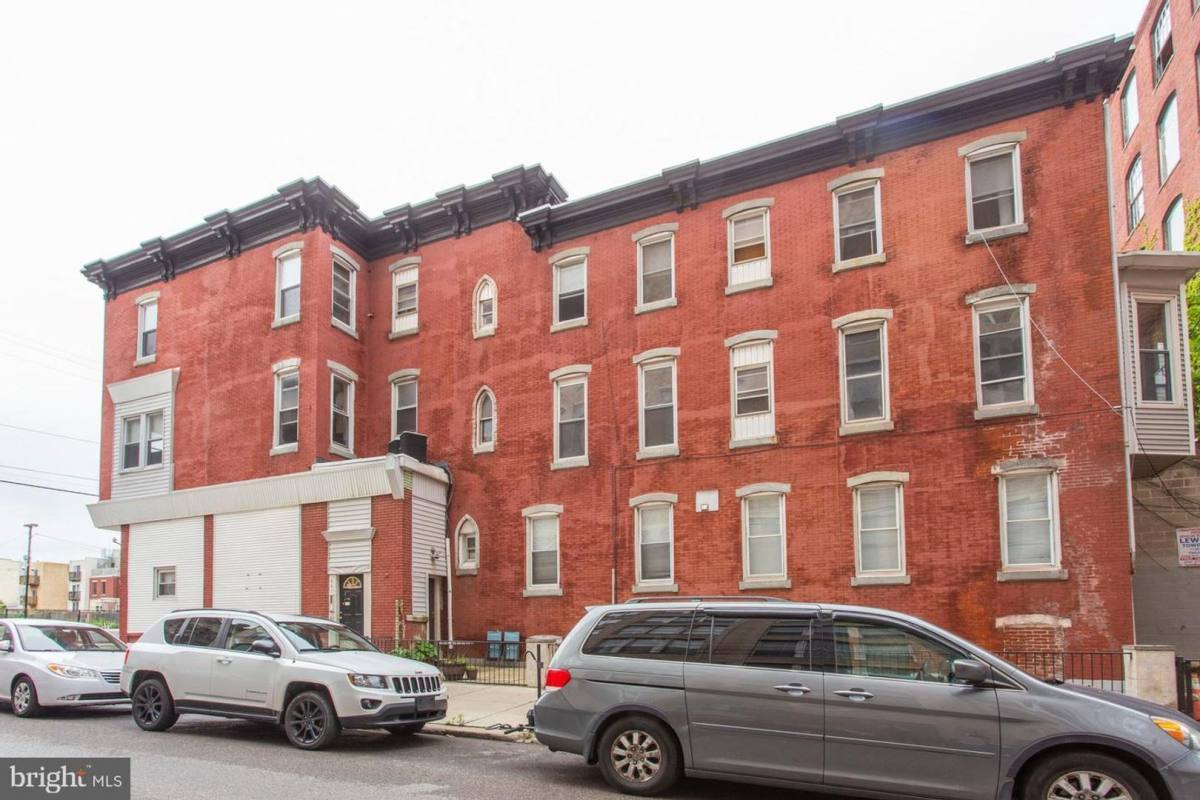 Apartment for rent at 641 N 15th St #4, Philadelphia, PA 19130