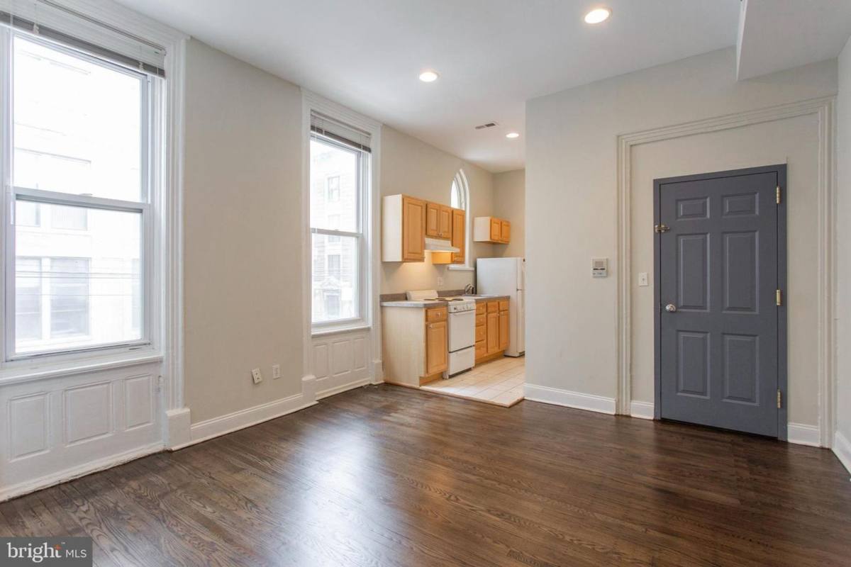 Apartment for rent at 641 N 15th St #4, Philadelphia, PA 19130