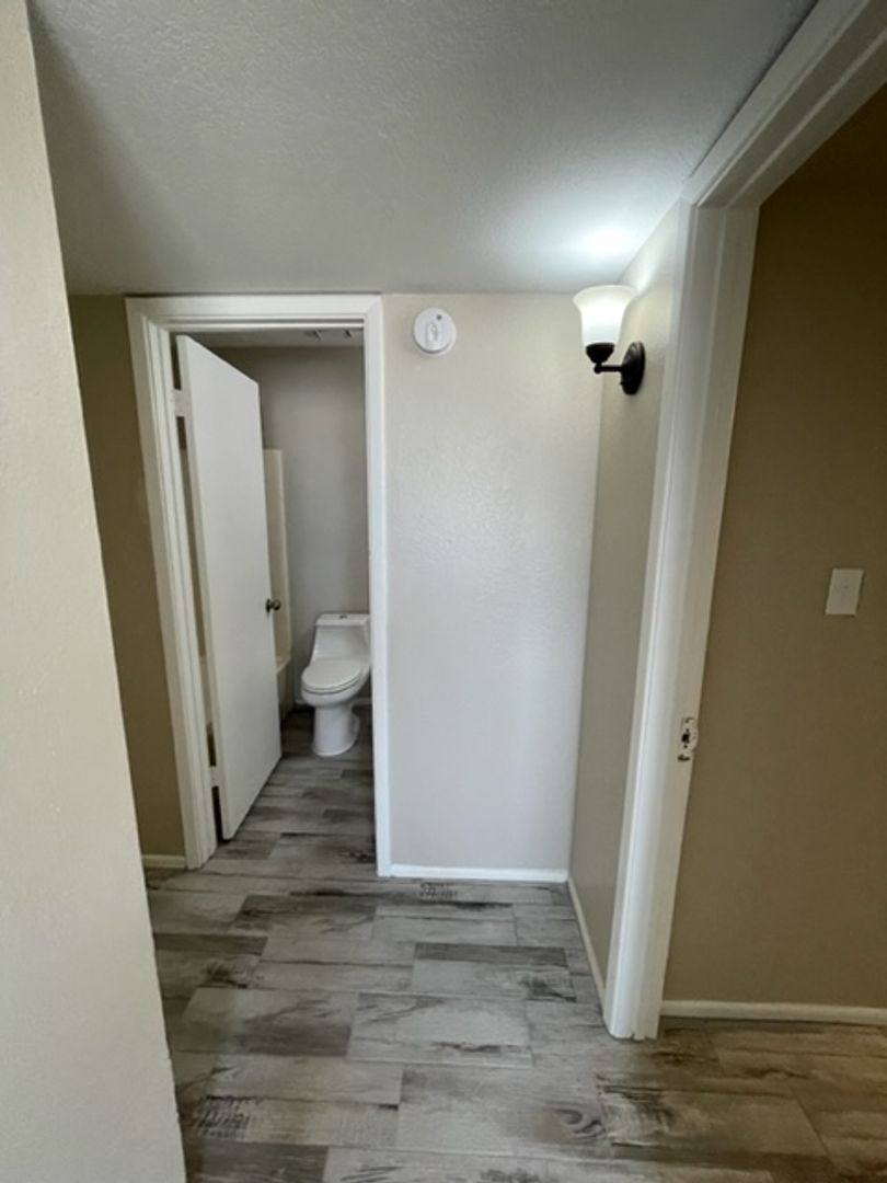 Apartment for rent at 115 W Inglewood, Mesa, AZ 85201