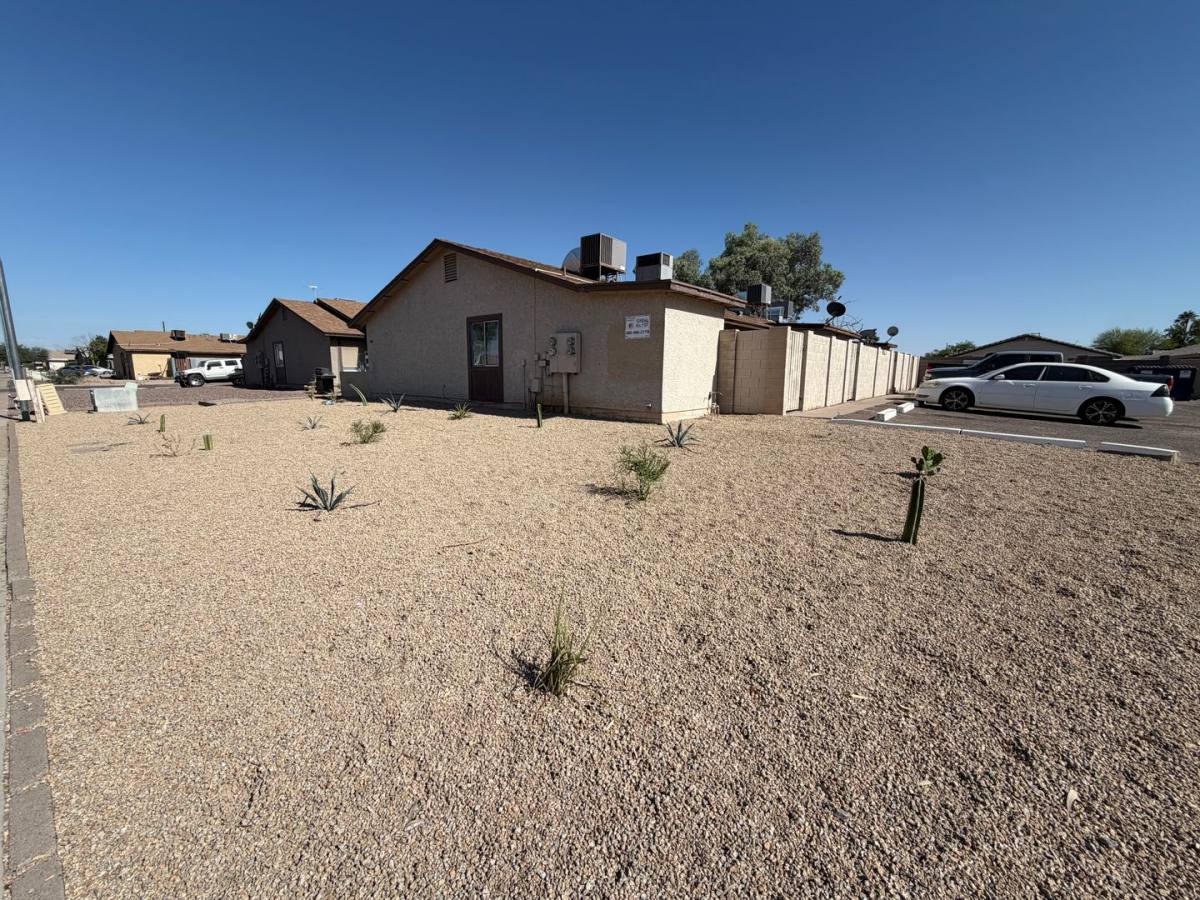 Apartment for rent at 115 W Inglewood, Mesa, AZ 85201
