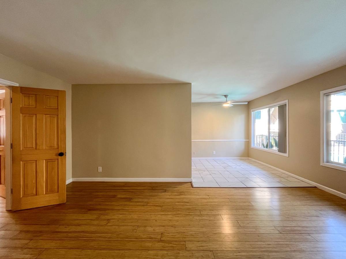 Apartment for rent at 4601 Coliseum St, Los Angeles, CA 90016